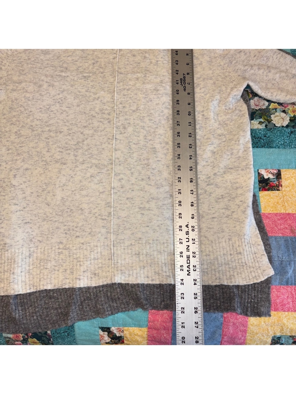 Athleta $128 62% Merino Wool Woman’s M Ultra Soft Turtleneck Sweater Medium Cozy - Picture 8 of 8